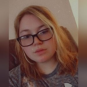 Meet your Posher, Ayla